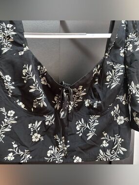 Forever 21 Black Crop Top with White Floral Print
